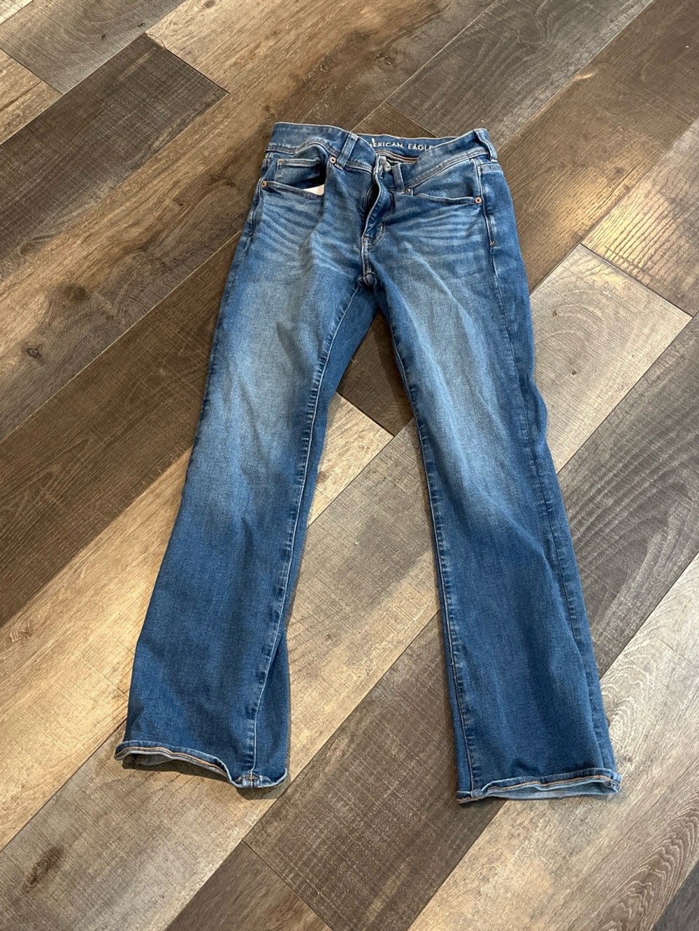 American Eagle Blue Bootcut Jeans kick boot 4 short